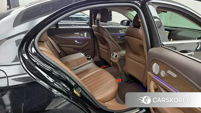 Mercedes-Benz E-Class W213 2019 Черный из Кореи, фото 3