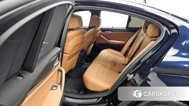 BMW 5 Series (G30) 2023 Синий из Кореи, фото 3