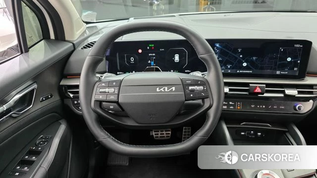 Kia The New Sportage 5th Generation Hybrid 2025 Белый из Кореи, фото 3