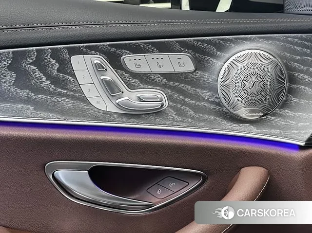 Mercedes-Benz E-Class W213 2023 Белый из Кореи, фото 3