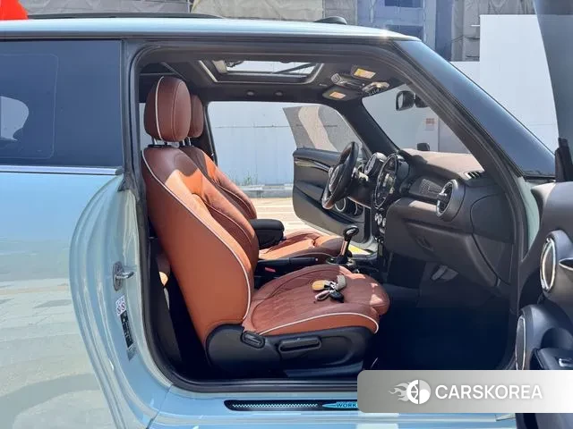 Mini Cooper S 2019 Небесно-голубой из Кореи, фото 3