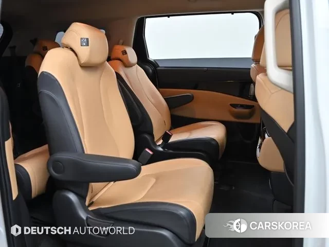 Kia Carnival 4th generation 2022 Белый из Кореи, фото 3