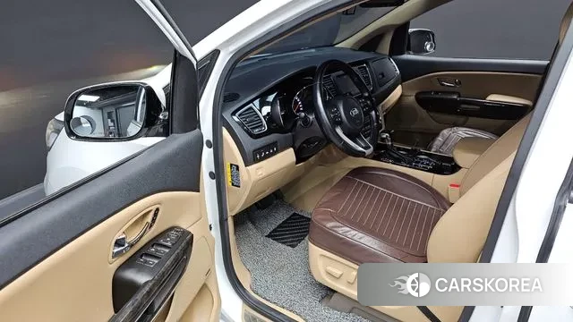 Kia The New Carnival 2018 Белый из Кореи, фото 3