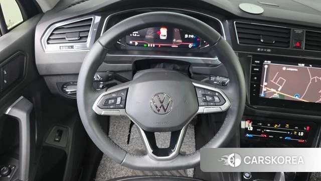 Volkswagen Tiguan second Generation 2023 Синий из Кореи, фото 3