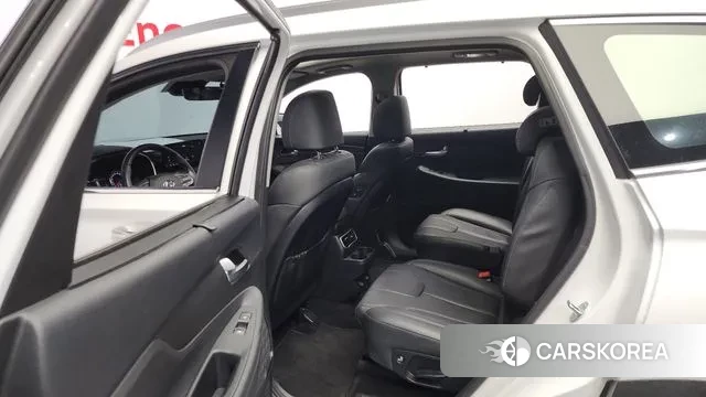 Hyundai The New Santa Fe 2023 Белый из Кореи, фото 3