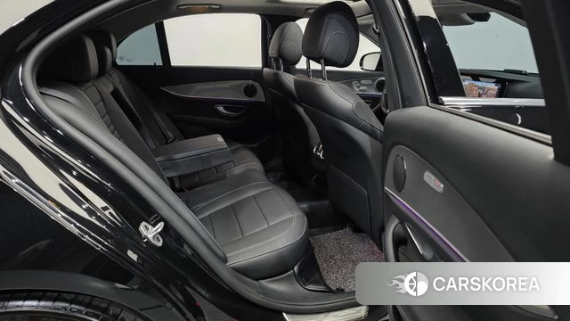 Mercedes-Benz E-Class W213 2019 Черный из Кореи, фото 3
