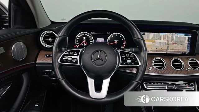 Mercedes-Benz E-Class W213 2020 Черный из Кореи, фото 3