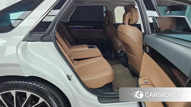 Hyundai Grandeur Hybrid (GN7) 2023 Белый из Кореи, фото 3