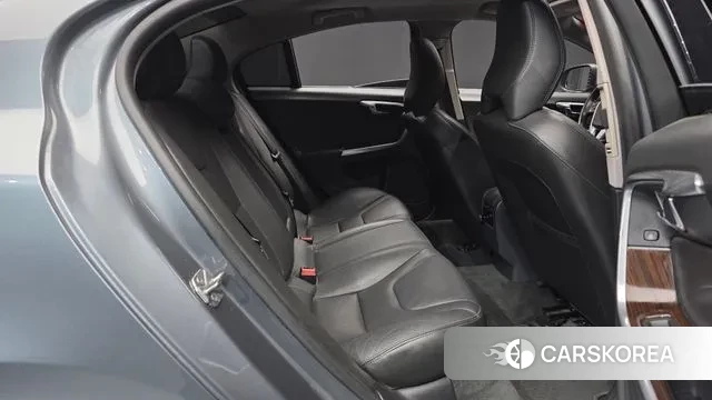 Volvo S60 2018 Серый из Кореи, фото 3