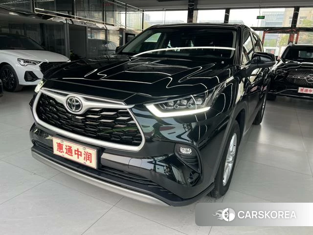 Toyota Highlander 2025 Черный из Китая, фото 3