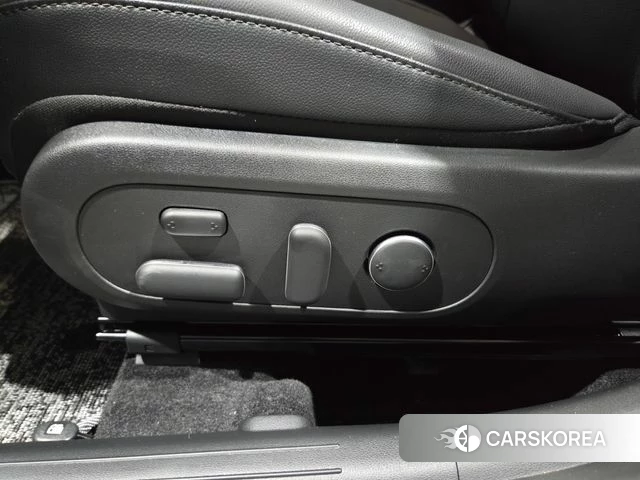 Hyundai Kona (SX2) 2025 Серый из Кореи, фото 3