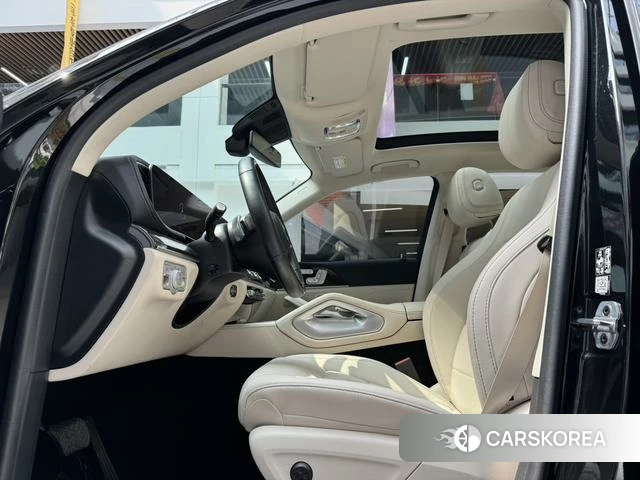 Mercedes-Benz GLE (import) 2024 Черный из Китая, фото 3