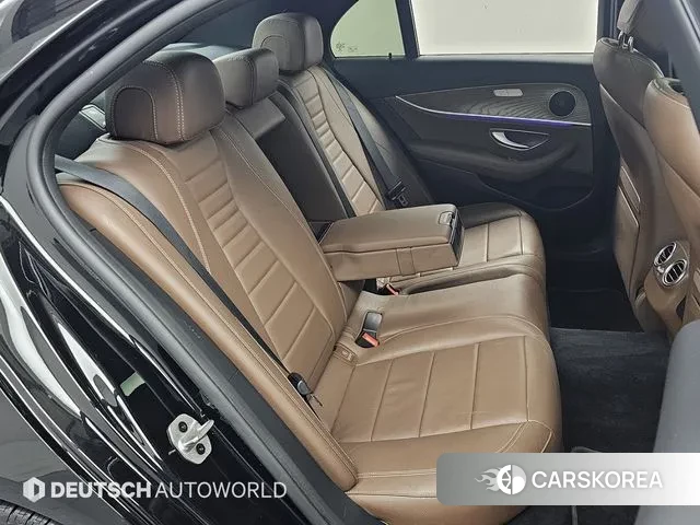 Mercedes-Benz E-Class W213 2021 Черный из Кореи, фото 3