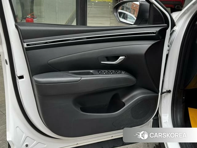 Hyundai Tucson 2023 Белый из Китая, фото 3
