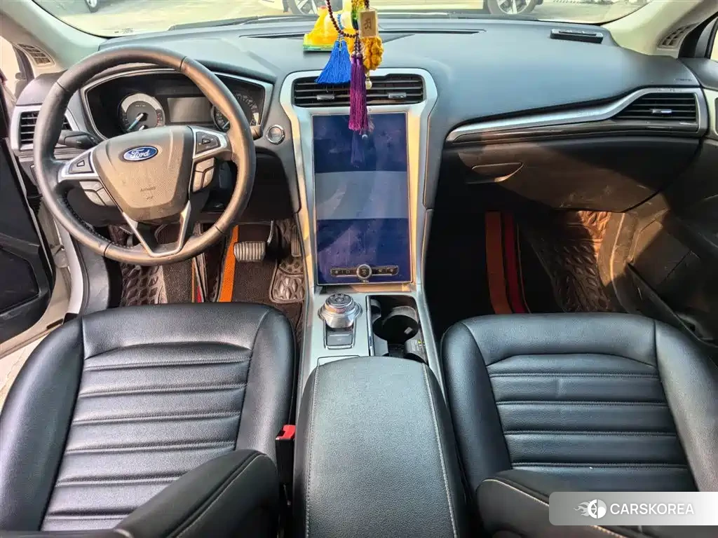 Ford Mondeo 2021 Белый из Китая, фото 3