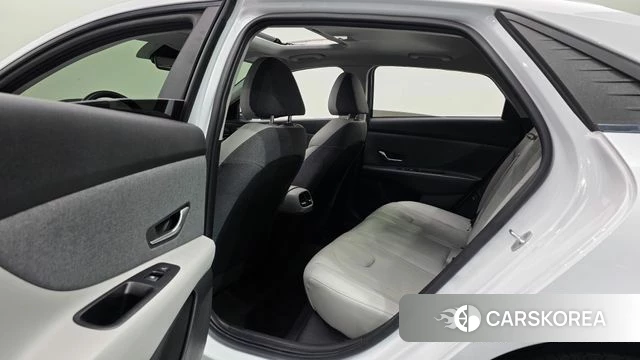 Hyundai Avante (CN7) 2021 Белый из Кореи, фото 3