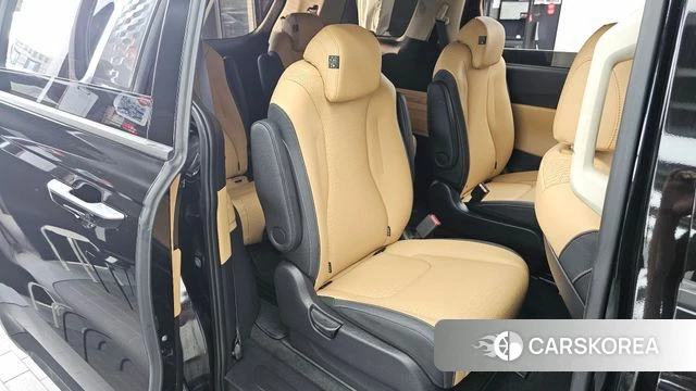 Kia Carnival 4th generation 2023 Черный из Кореи, фото 3