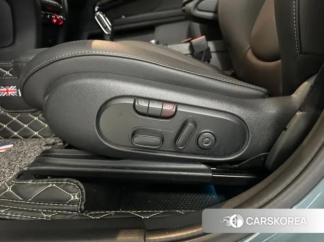 Mini Cooper Countryman 2021 Темно-зеленый из Кореи, фото 3