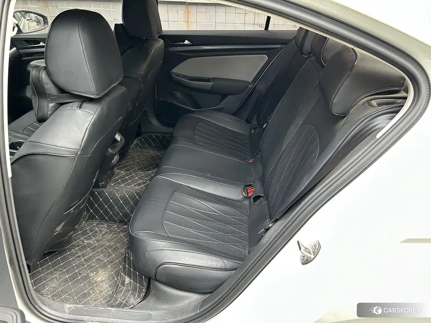 Volkswagen Bora 2024 Белый из Китая, фото 3