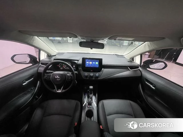 Toyota Corolla 2023 Белый из Китая, фото 3