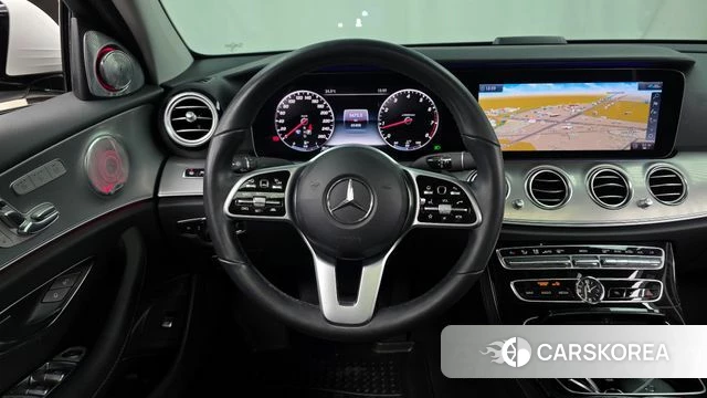 Mercedes-Benz E-Class W213 2020 Белый из Кореи, фото 3