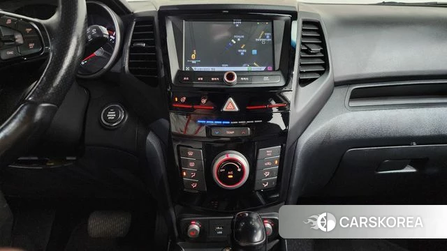 Ssangyong Tivoli Air 2018 Белый из Кореи, фото 3