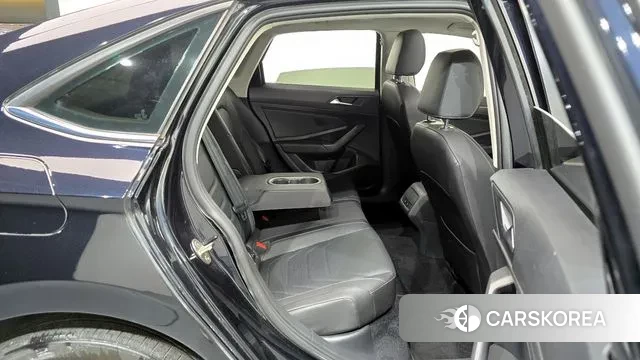 Volkswagen 7th Generation of Jetta 2021 Черный из Кореи, фото 3