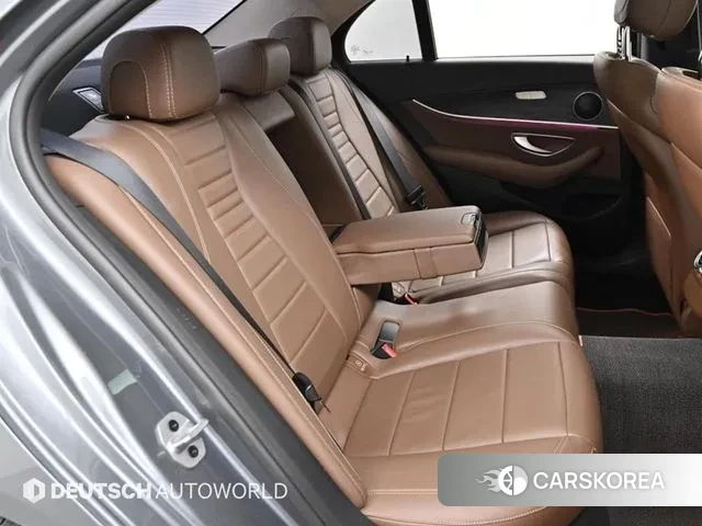 Mercedes-Benz E-Class W213 2018 Серый из Кореи, фото 3