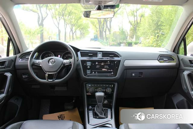Volkswagen Tiguan L 2019 Шампань из Китая, фото 3