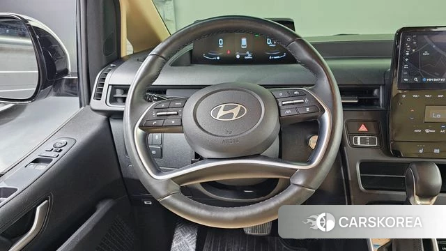 Hyundai Staria 2024 Серебряный из Кореи, фото 3