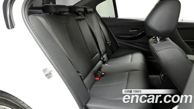 BMW 3 Series (F30) 2018 Белый из Кореи, фото 3