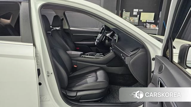 Hyundai Sonata (DN8) 2022 Белый из Кореи, фото 3