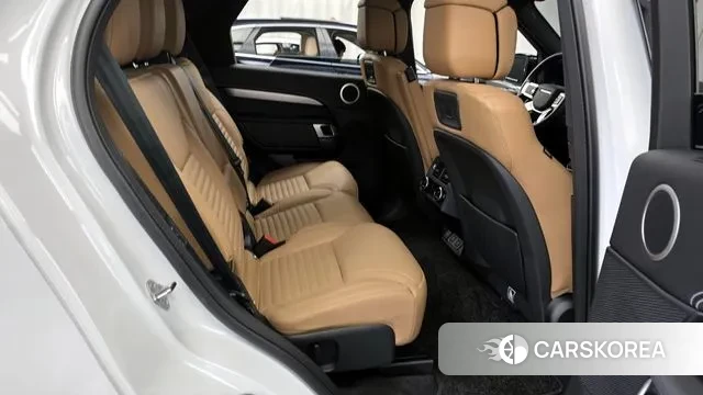 Land Rover Discovery 5 2025 Белый из Кореи, фото 3