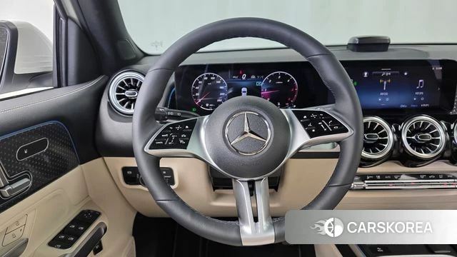 Mercedes-Benz GLB-Class X247 2024 Белый из Кореи, фото 3