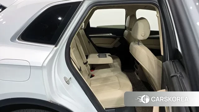 Audi Q5 (FY) 2022 Белый из Кореи, фото 3