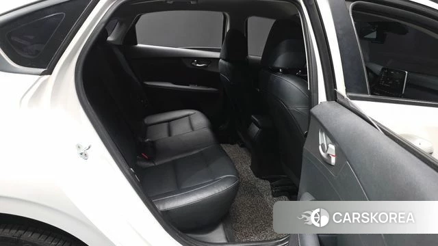 Kia Come New K3 2021 Белый из Кореи, фото 3