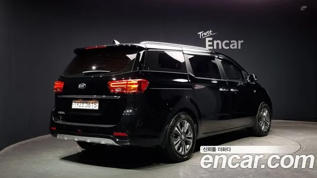 Kia The New Carnival 2018 Черный из Кореи, фото 3