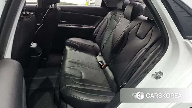 Hyundai Avante (CN7) 2021 Белый из Кореи, фото 3