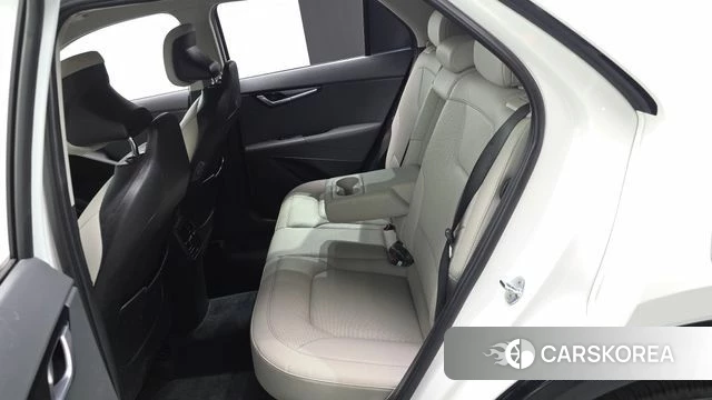 Kia Di Ol Nu Niro 2022 Белый из Кореи, фото 3
