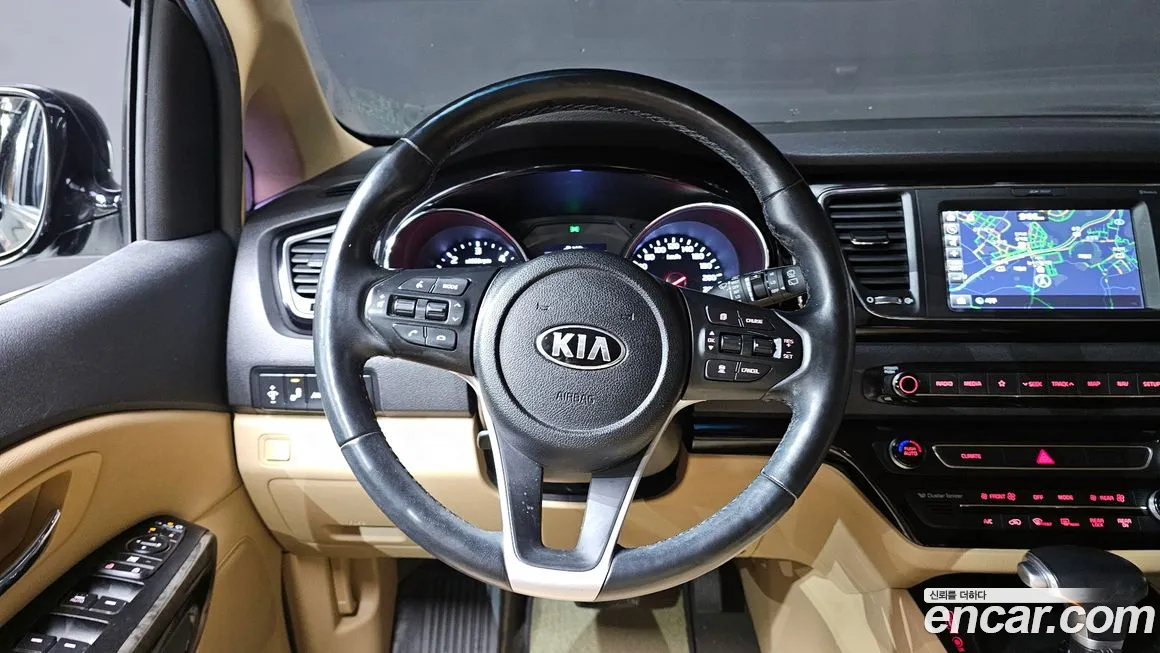 Kia The New Carnival 2019 Черный из Кореи, фото 3