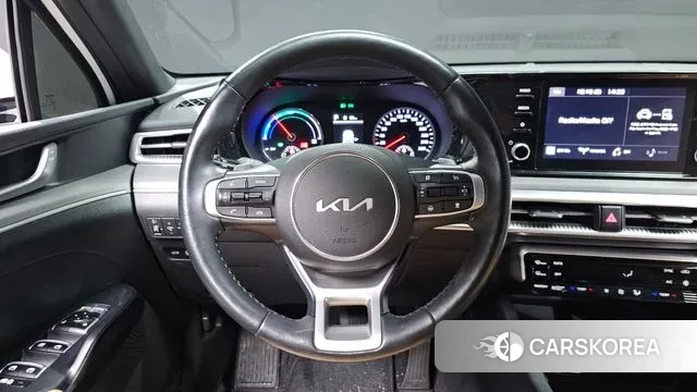 Kia K5 Hybrid 3rd Generation 2023 Белый из Кореи, фото 3