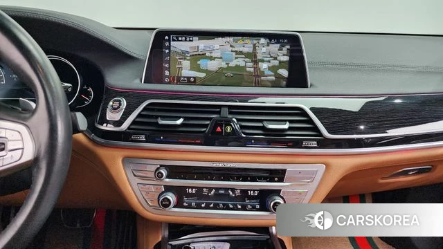 BMW 7 Series (G11) 2018 Черный из Кореи, фото 3
