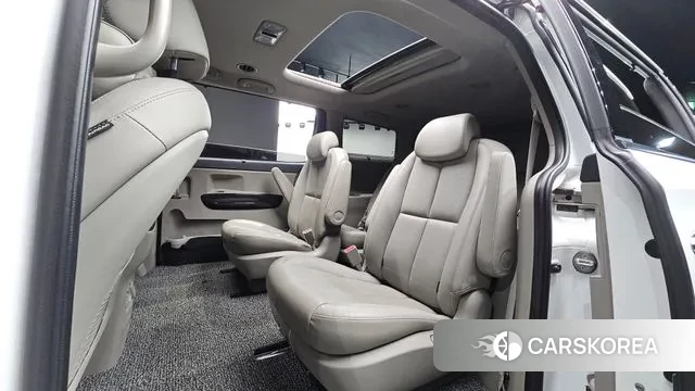 Kia The New Carnival 2018 Белый из Кореи, фото 3