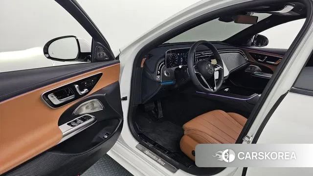 Mercedes-Benz E-Class W214 2025 Белый из Кореи, фото 3