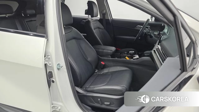 Kia Sportage 5th Generation Hybrid 2022 Белый из Кореи, фото 3