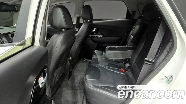 Kia Niro EV 2021 Белый из Кореи, фото 3