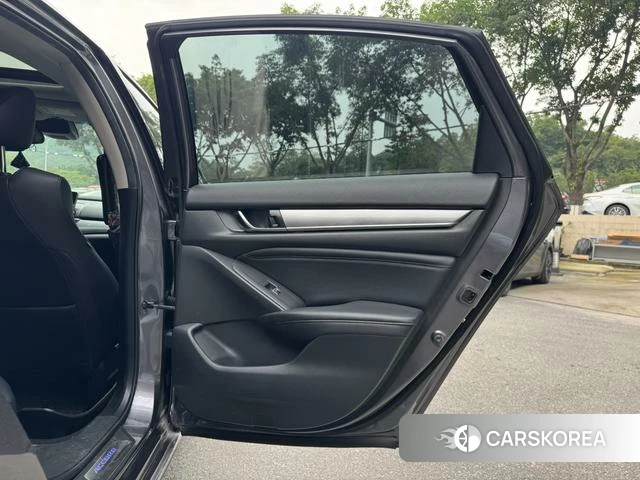 Honda Accord 2021 Серебристо-серый из Китая, фото 3