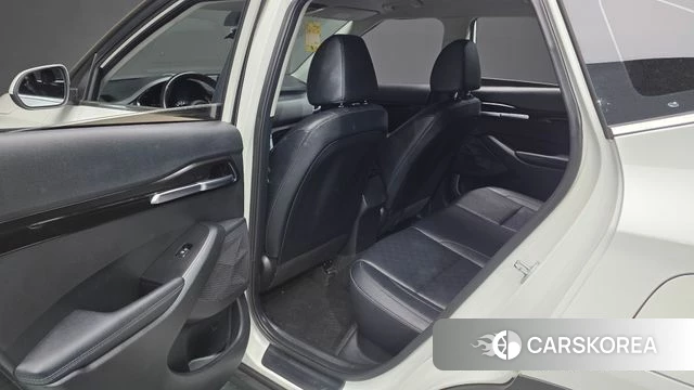 Kia Seltos 2022 Белый из Кореи, фото 3