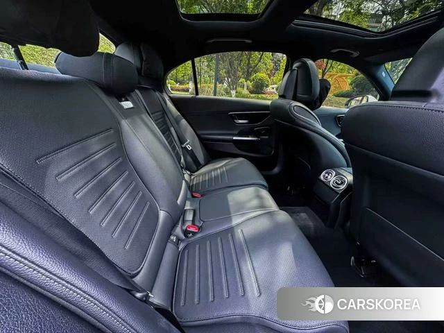 Mercedes-Benz Class C 2024 Белый из Китая, фото 3