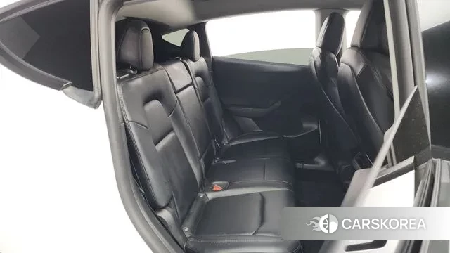 Tesla Model Y 2022 Белый из Кореи, фото 3